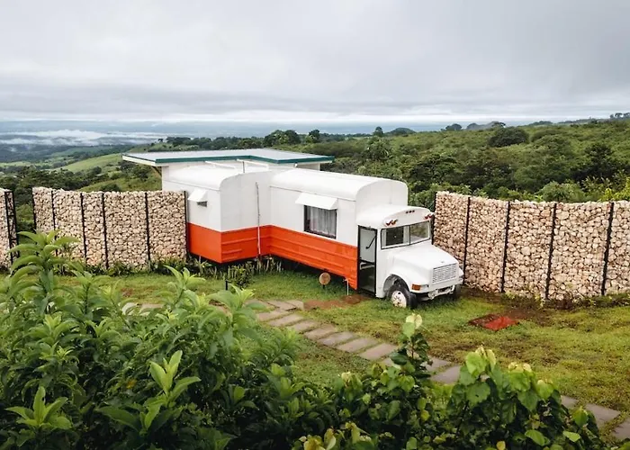 Luxury Converted School Buses Near Arenal * Tilarán