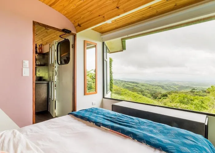 Luxury Converted School Buses Near Arenal Tilarán